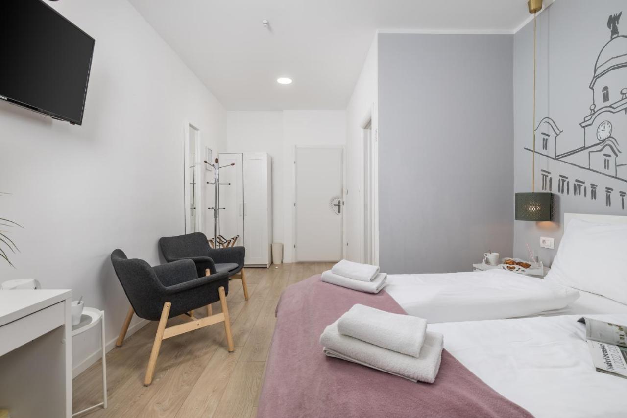 Delta Rooms Rijeka Exterior foto
